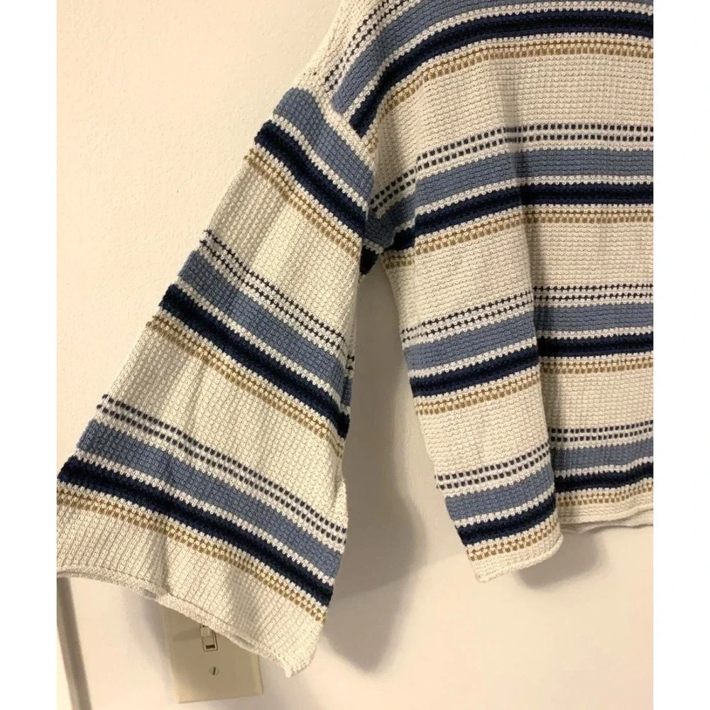 O'Neill Cropped Boxy Flared Sleeve Striped Surf Knit Sweater Woman's Size S Blue